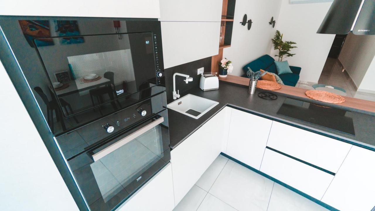 Ideal Location, Stylish 1Br Apartment With Free Parking Sliema Bagian luar foto