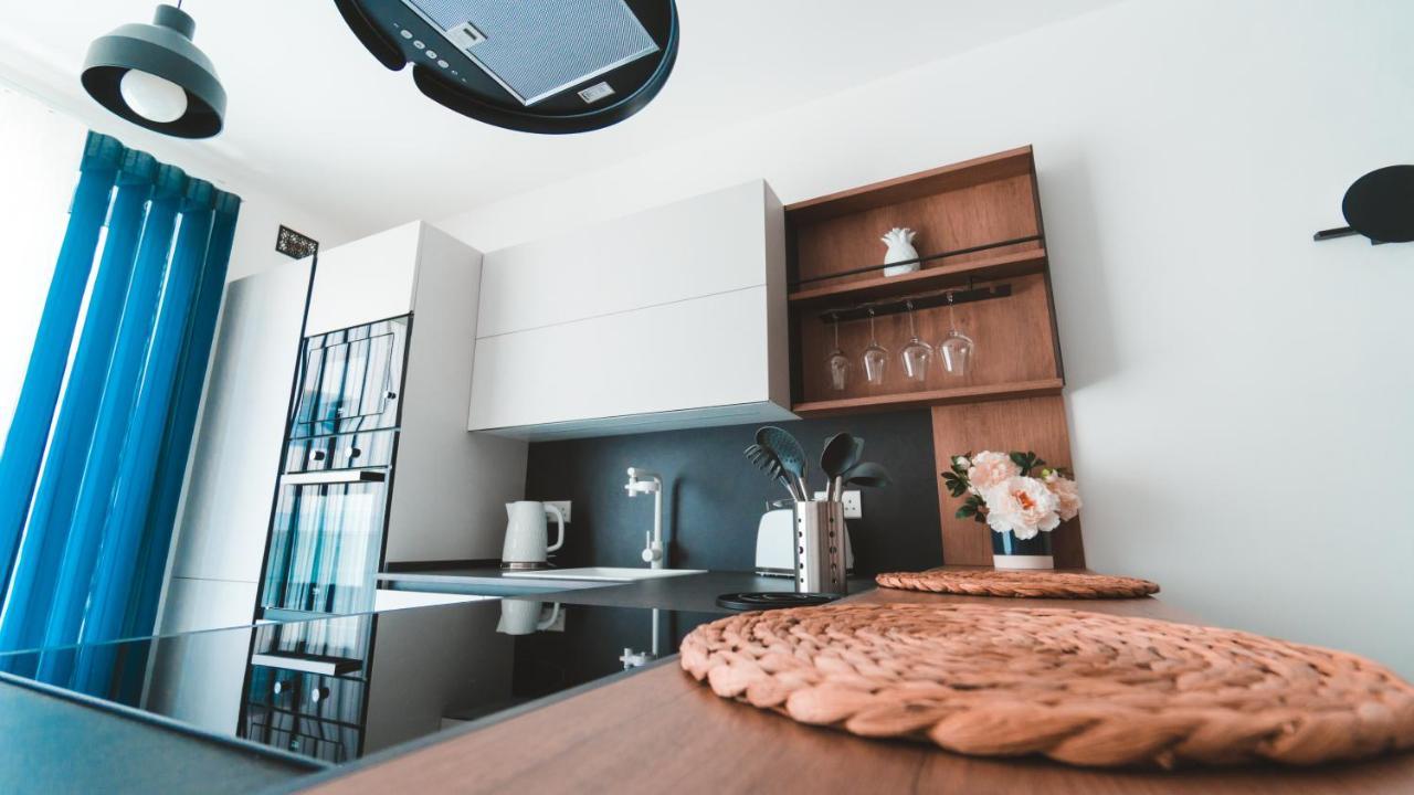 Ideal Location, Stylish 1Br Apartment With Free Parking Sliema Bagian luar foto